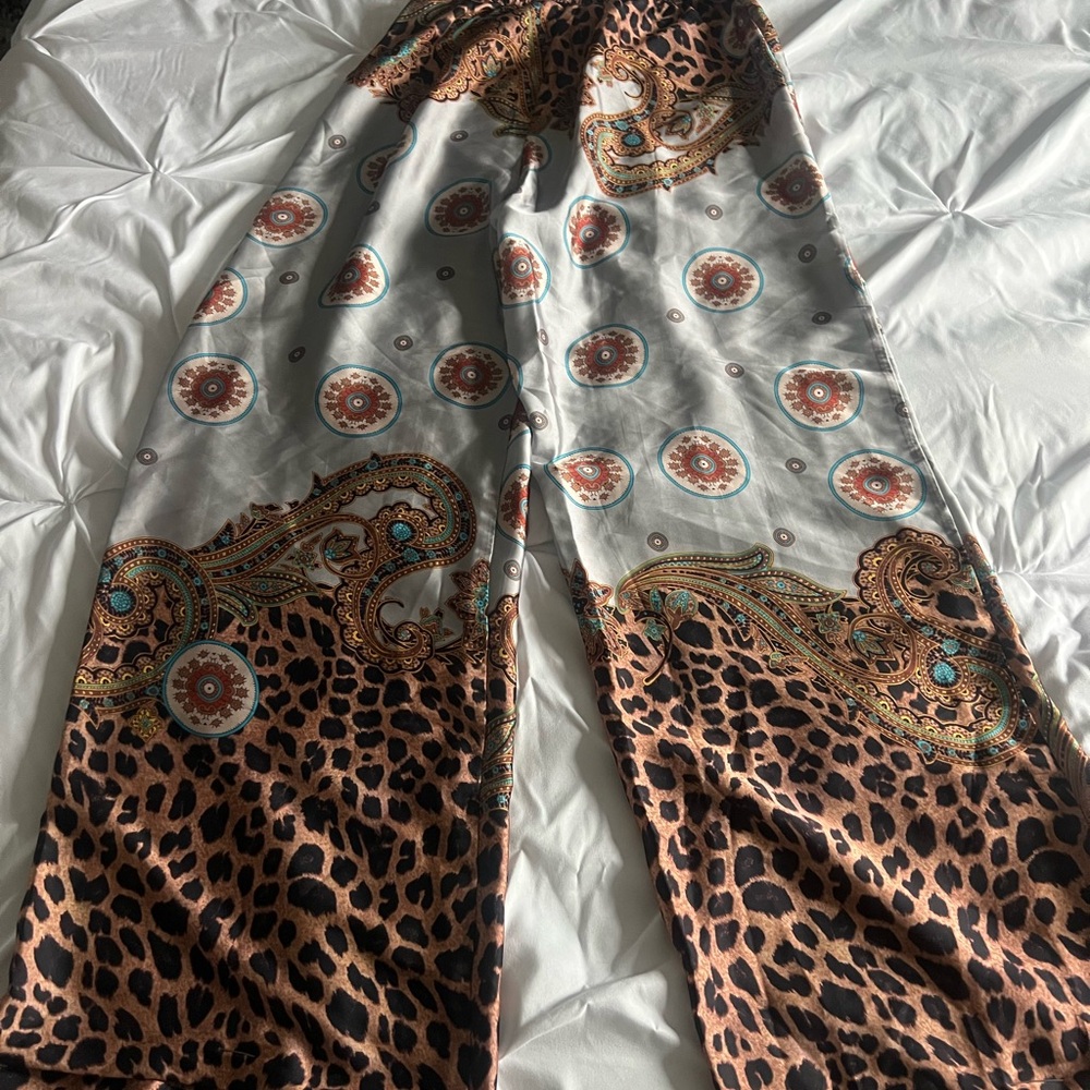 Lulu's Leopard Print Pants